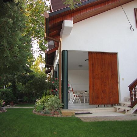 Schmidt Apartment Balatonfenyves Room photo